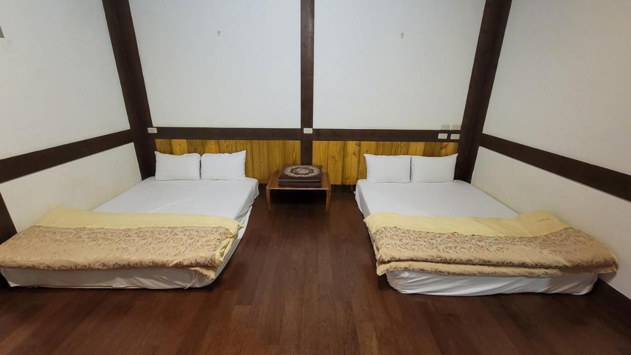 เมเปิ้ลลีฟ ฮอลิเดย์ วิลลา Apartment เหรินอ้าย ภายนอก รูปภาพ
