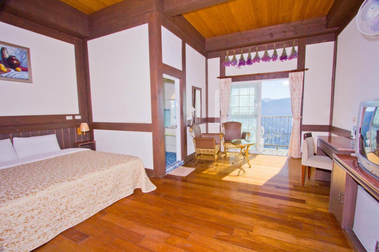 เมเปิ้ลลีฟ ฮอลิเดย์ วิลลา Apartment เหรินอ้าย ภายนอก รูปภาพ